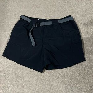 Columbia sportswear shorts 100% Nylon